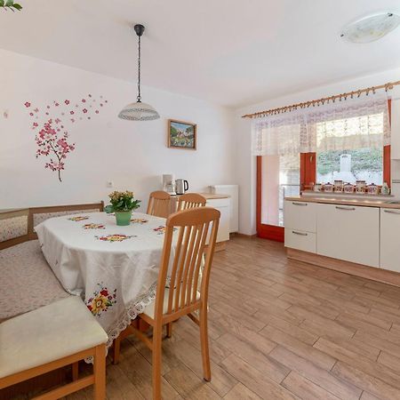 Apartment Pr' Kavac Ratece ภายนอก รูปภาพ