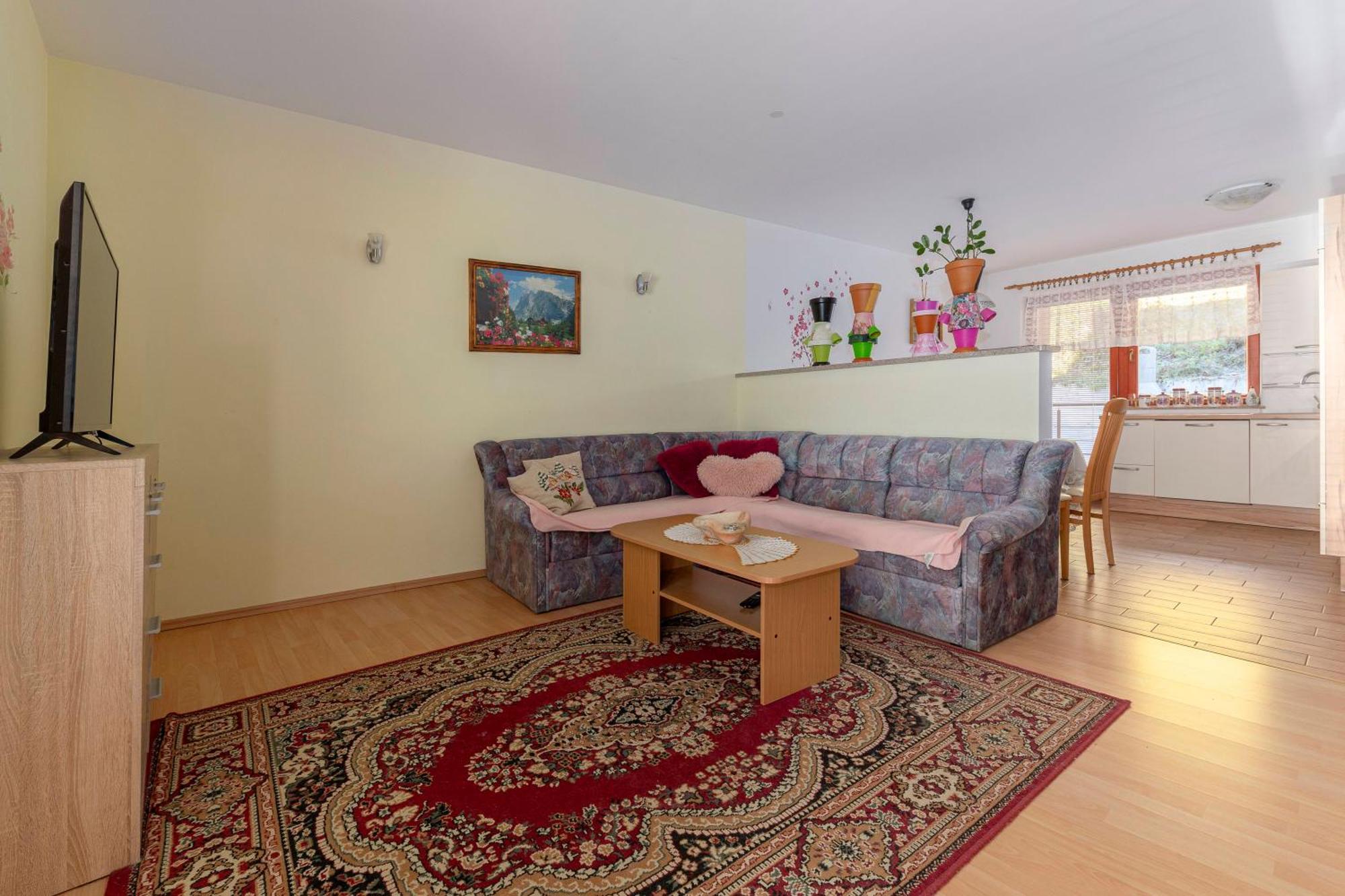 Apartment Pr' Kavac Ratece ภายนอก รูปภาพ